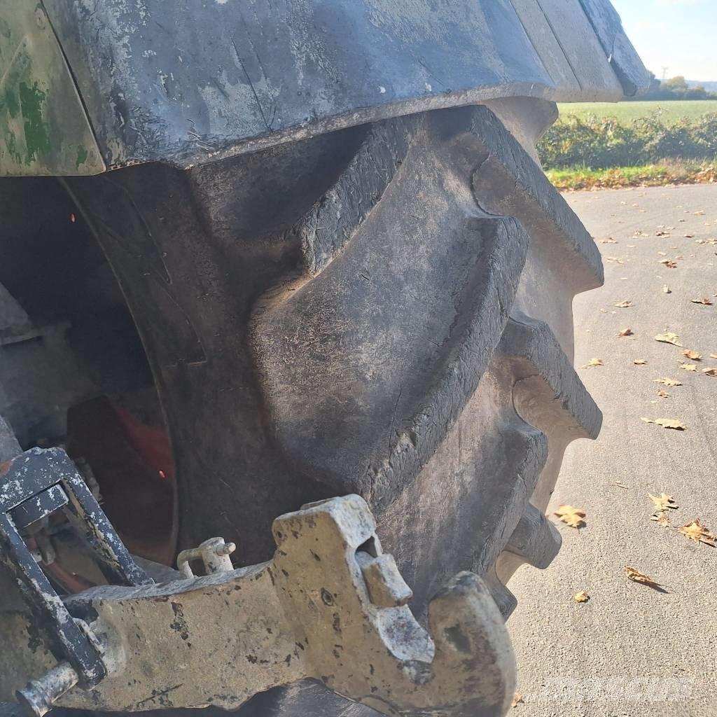 Fendt 818 Vario TMS Tractoare