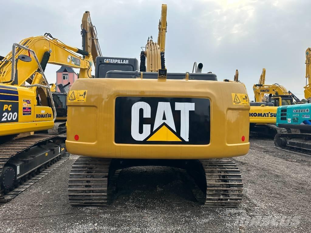 CAT 320 D2 Excavatoare pe șenile
