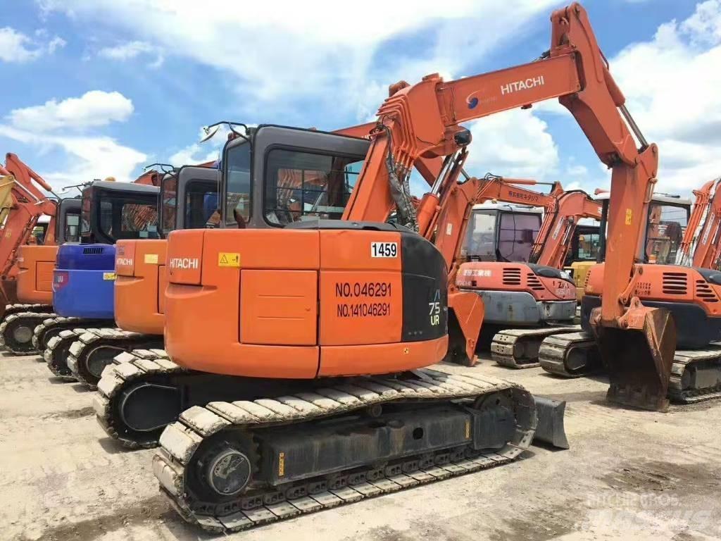 Hitachi ZX75 Excavatoare pe șenile
