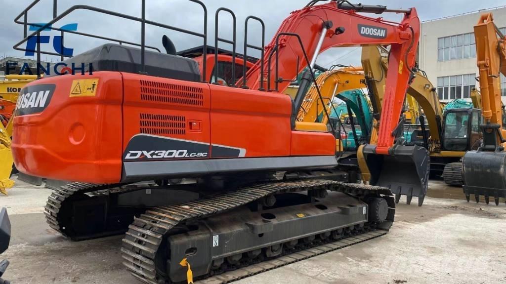 Doosan DX 300 LC LR Excavatoare pe șenile
