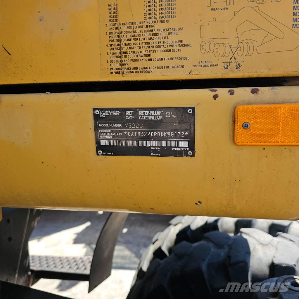 CAT 322 C Excavatoare cu roti