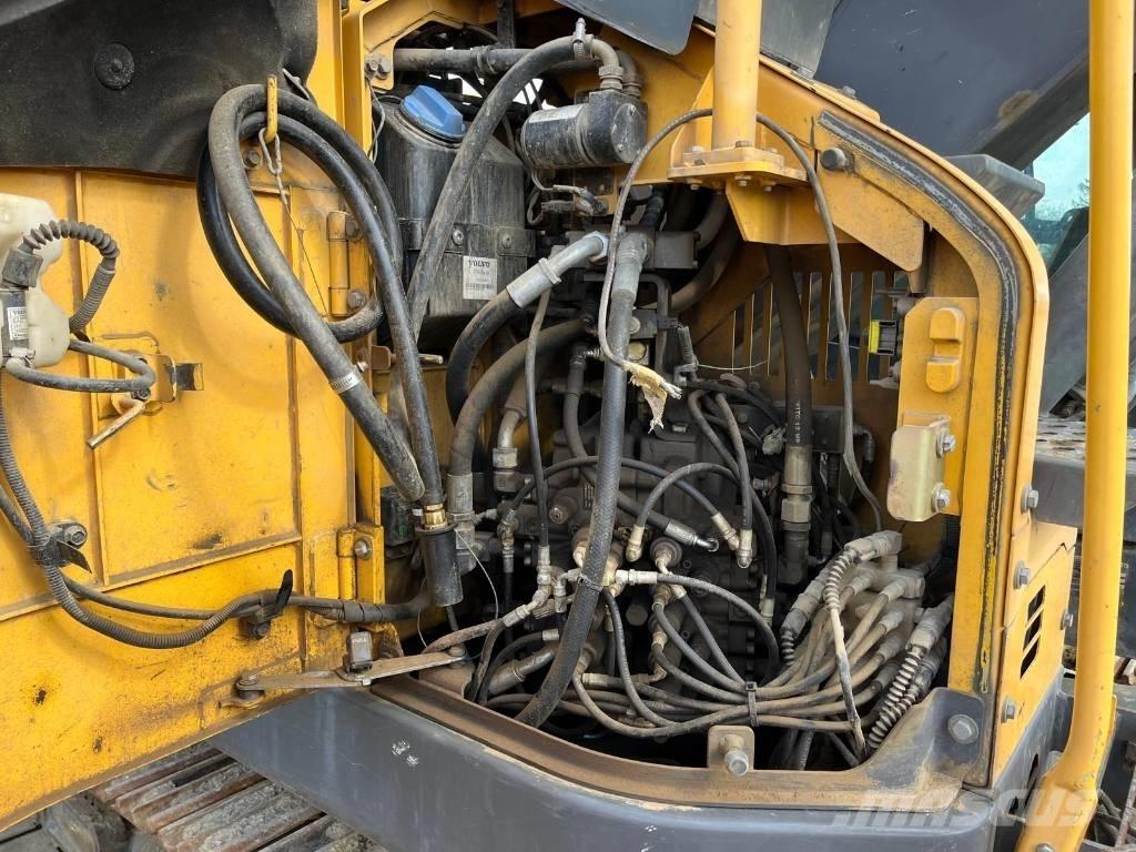 Volvo ECR145EL Excavatoare pe șenile
