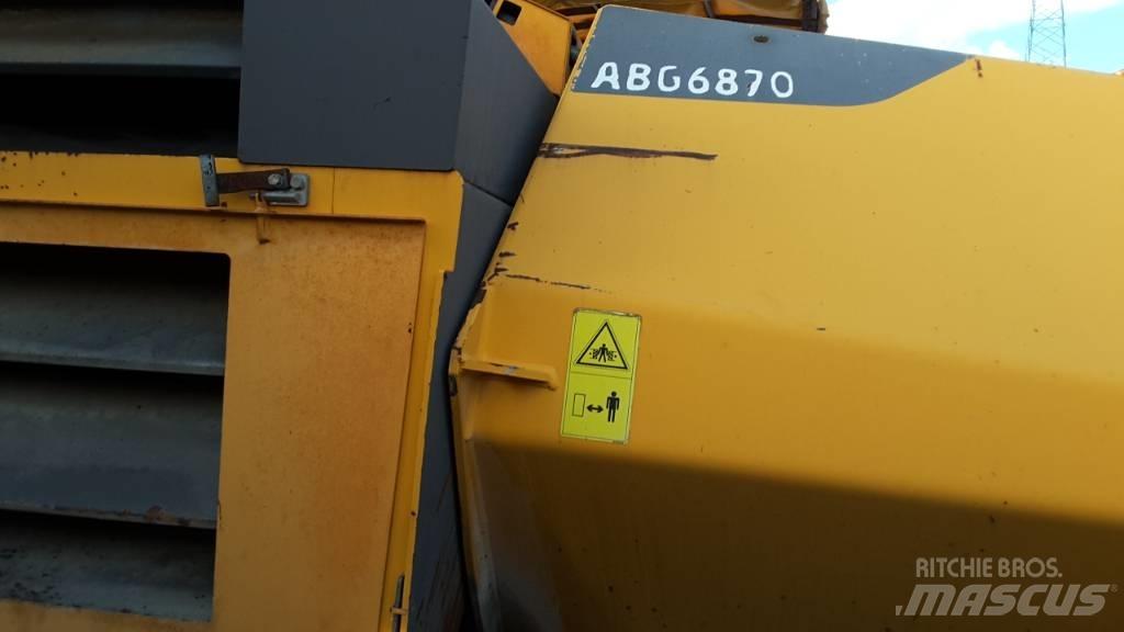 Volvo ABG 6870 Pavatoare asfalt