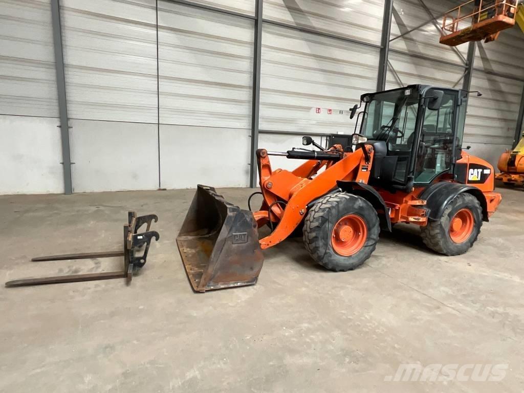 CAT 908 H Incarcator pe pneuri