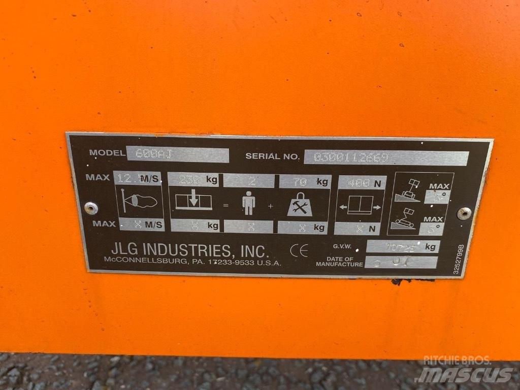 JLG 600 AJ Nacele cu brat articulat