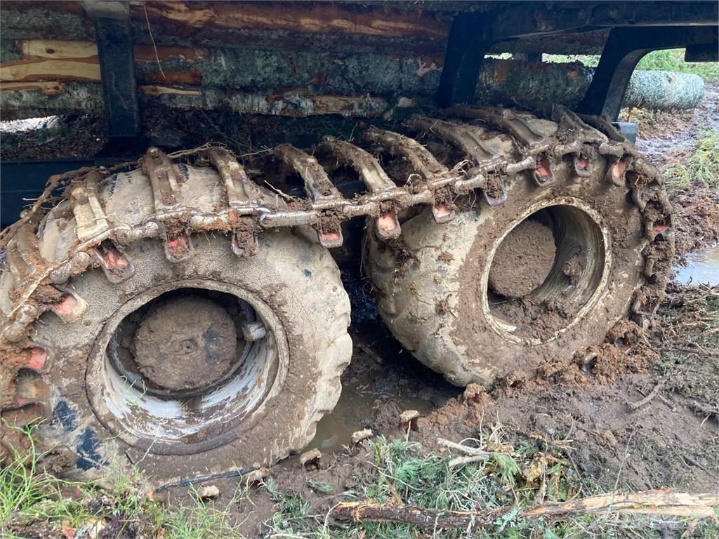 Komatsu 875 Transportoare