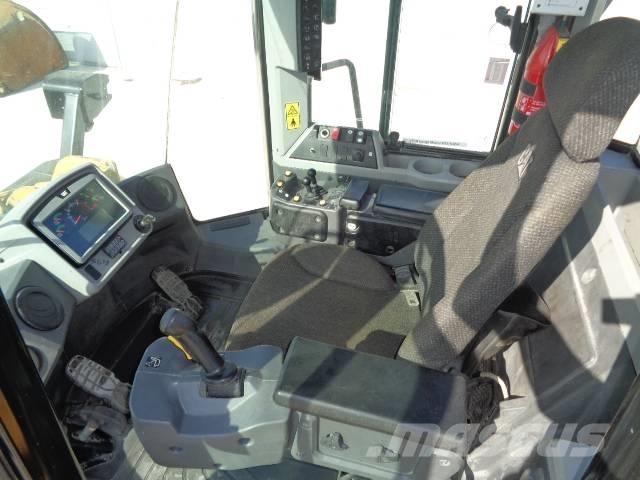 CAT 972 MXE Incarcator pe pneuri