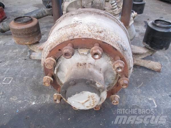 Mercedes-Benz 1217 Axe
