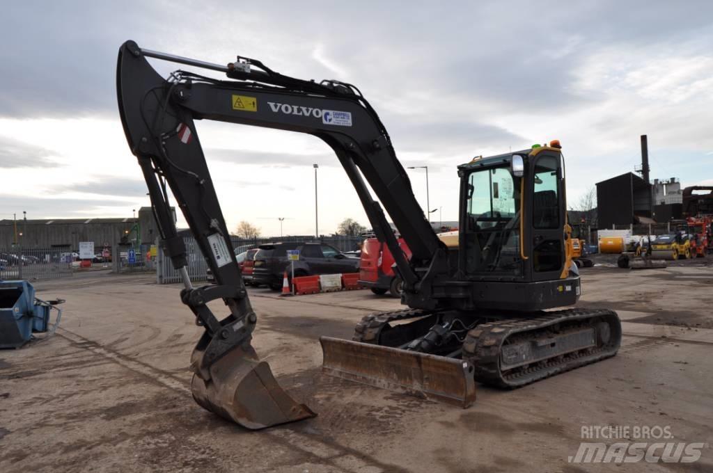 Volvo ECR 88 D Excavatoare 7t - 12t
