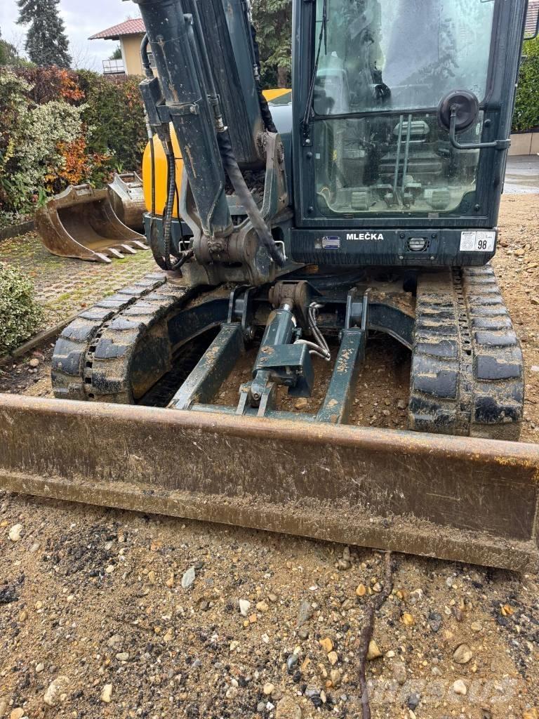 Hyundai HX 85 A Excavatoare 7t - 12t