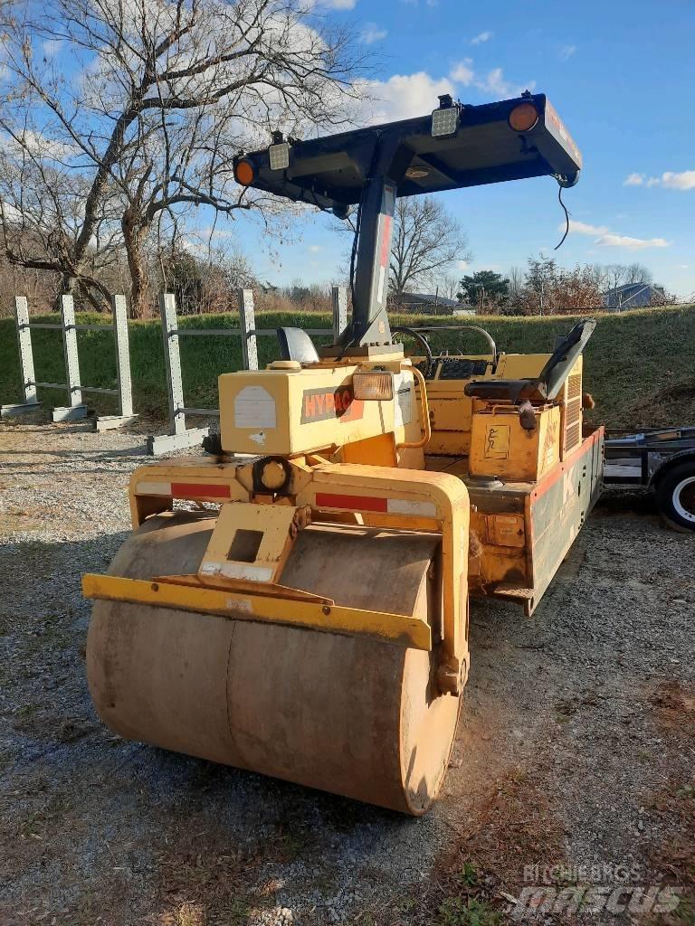 Hypac C 340 C Cilindri compactori dubli