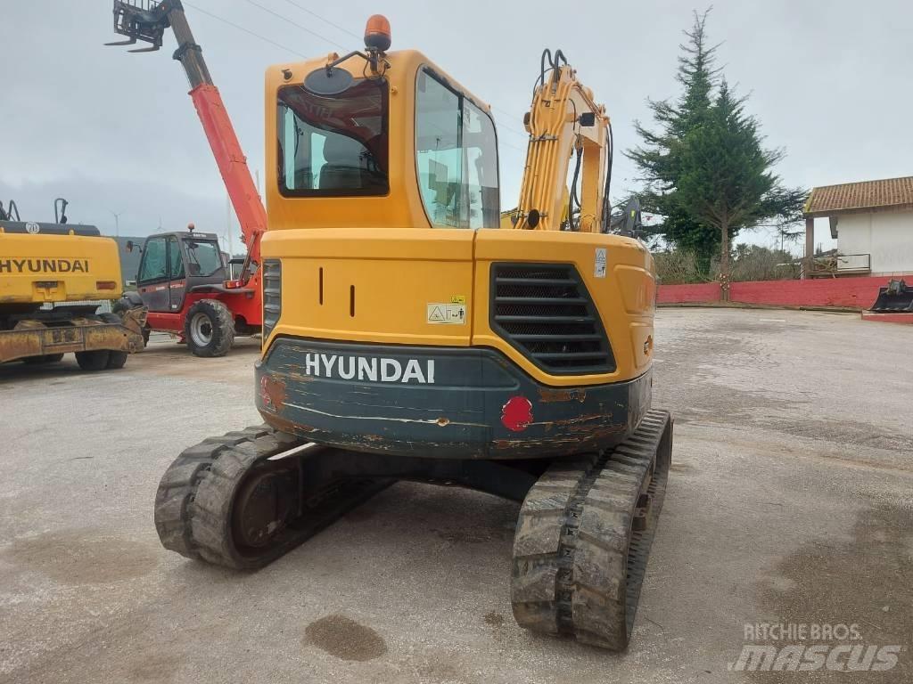 Hyundai R 80 CR Excavatoare 7t - 12t