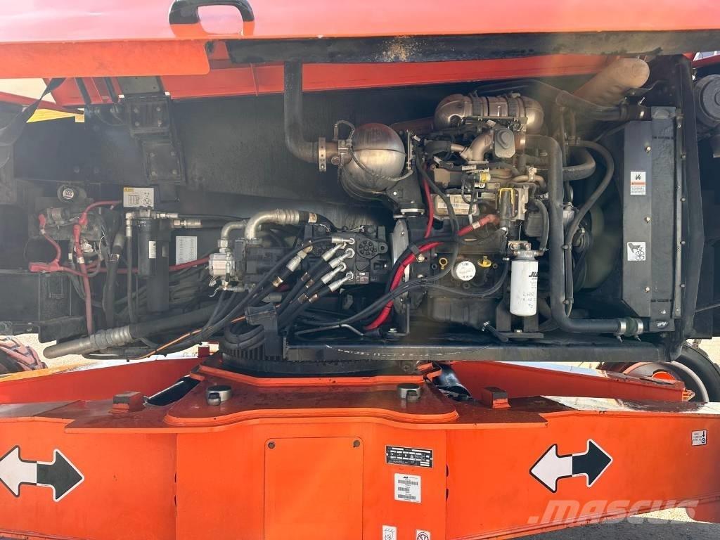 JLG 1500AJP Nacele cu brat articulat