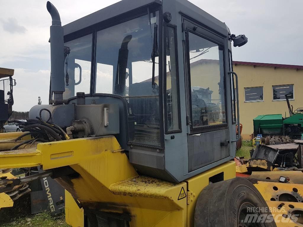 Bomag BW 184 AD Cabine si interior