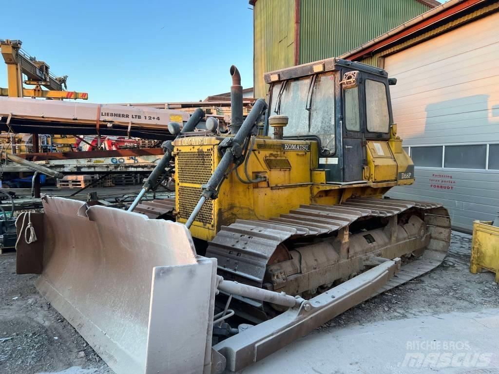Komatsu D 65 P Buldozere pe senile