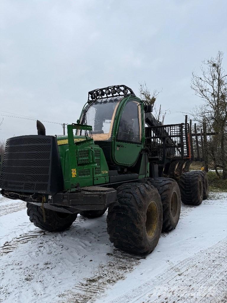 John Deere 1210 E Transportoare