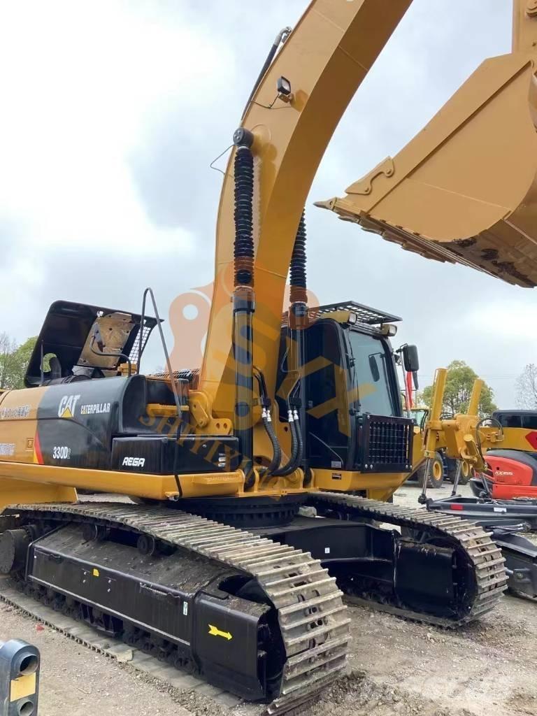 CAT 330 D2 Excavatoare pe șenile
