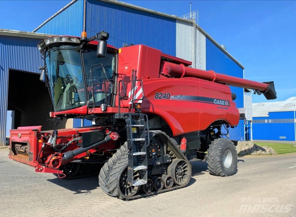 Case IH 8240 Combine de secerat