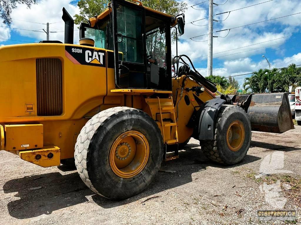 CAT 930 H Incarcator pe pneuri