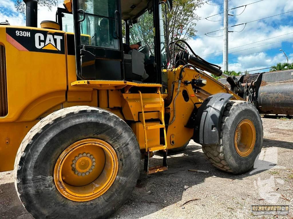 CAT 930 H Incarcator pe pneuri