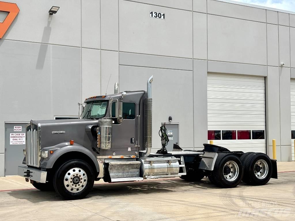 Kenworth W 900 Autotractoare