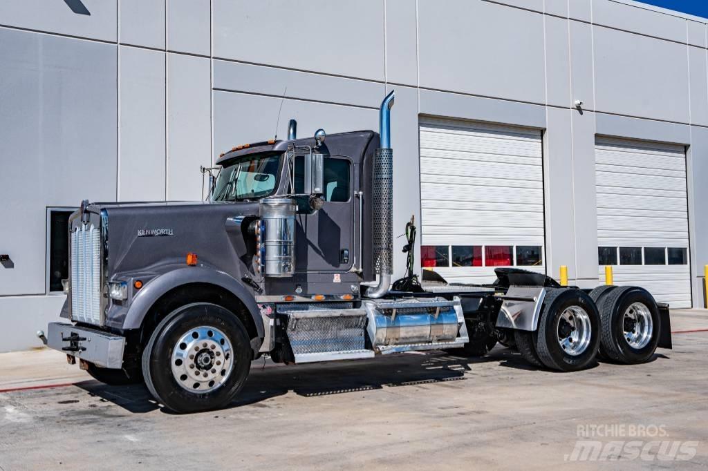 Kenworth W 900 Autotractoare