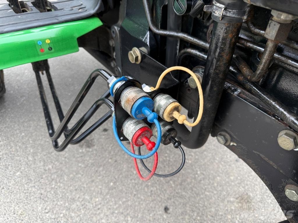 John Deere 4520 Tractoare compacte
