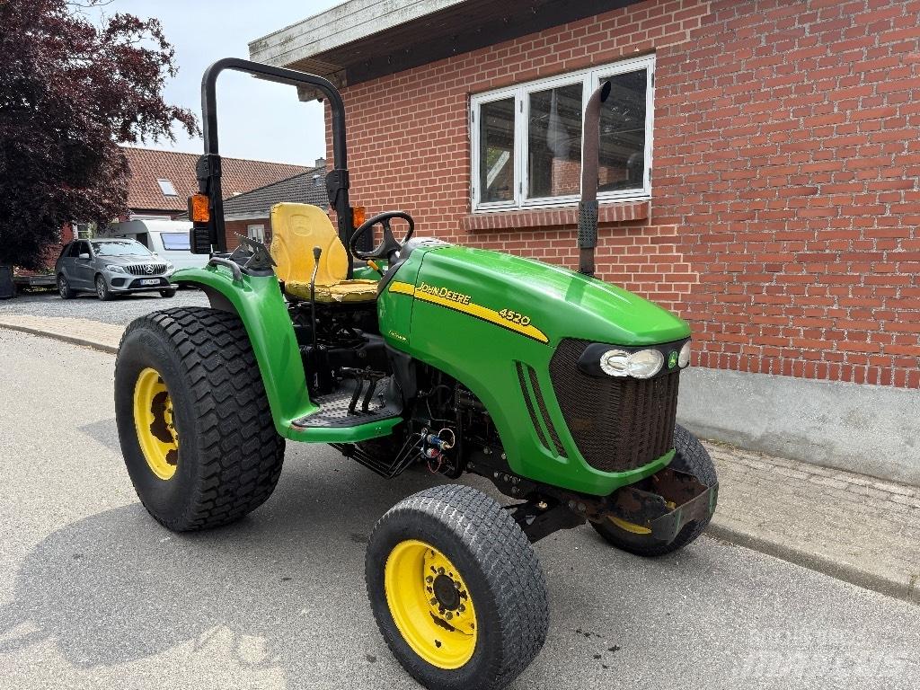 John Deere 4520 Tractoare compacte