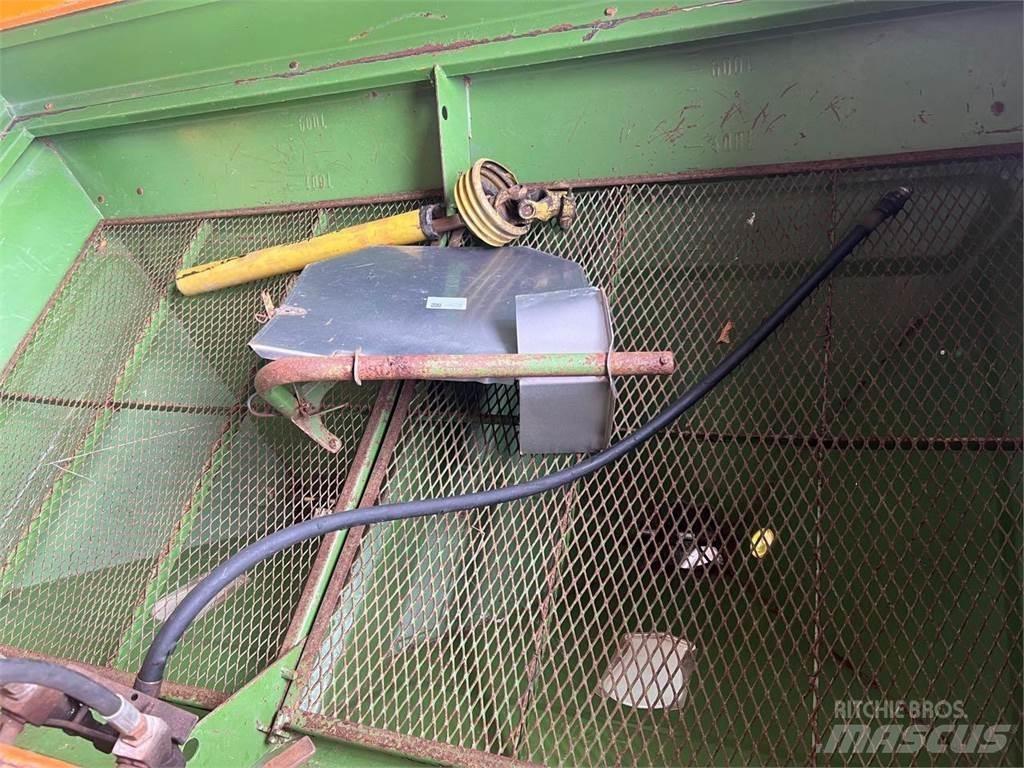 Amazone ZA-U 1500 Împrastierea mineralelor