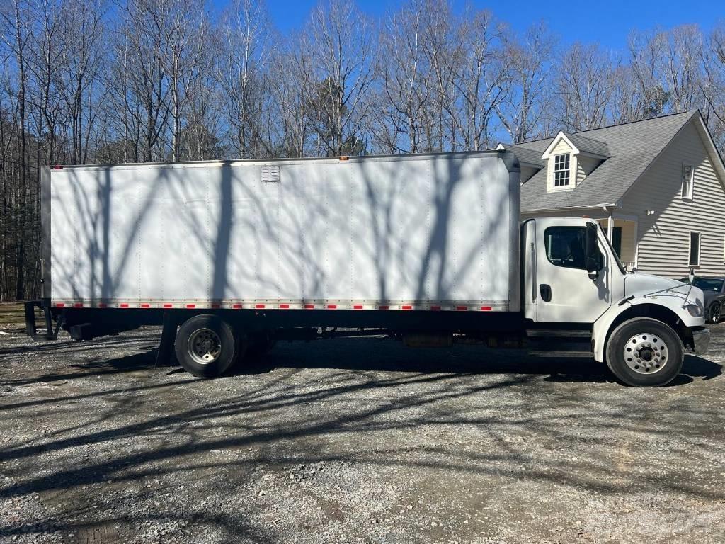 Freightliner M2106 Altele