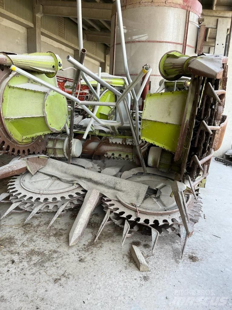 CLAAS RU 600 Forajere cu autopropulsare