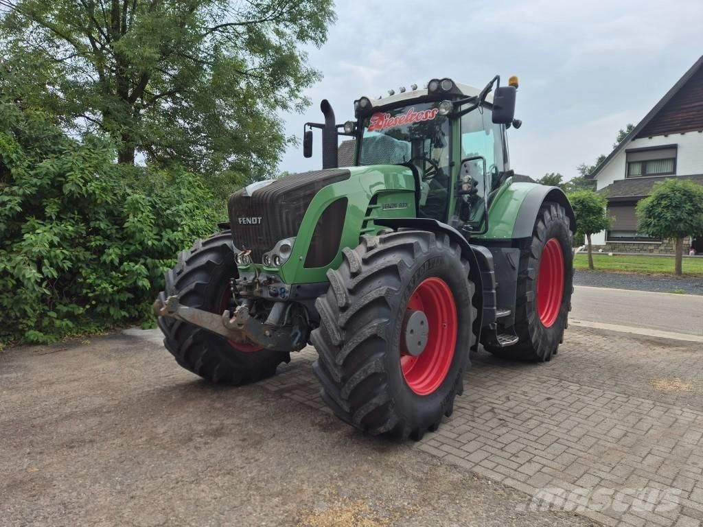 Fendt 927 Vario Tractoare