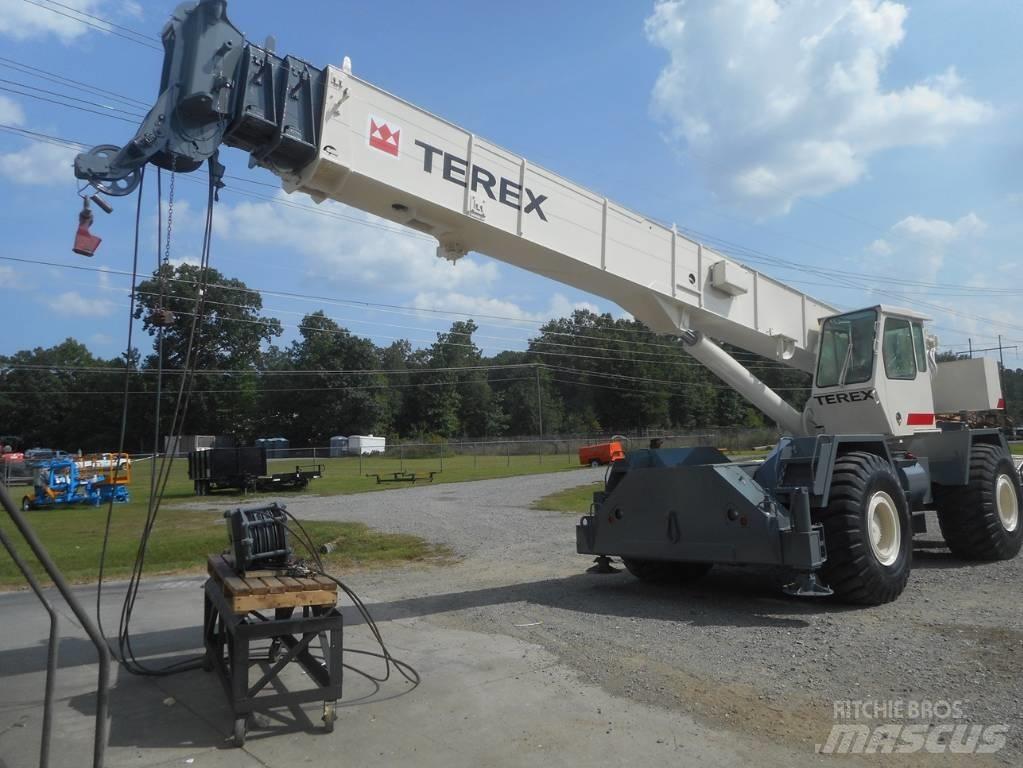 Terex RT 450 Macara teren accidentat