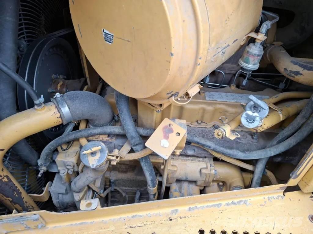 CAT D 6 R Buldozere pe senile