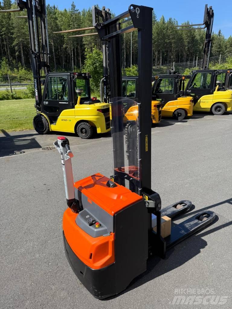 Rocla SWS12L Transpaleta manuala