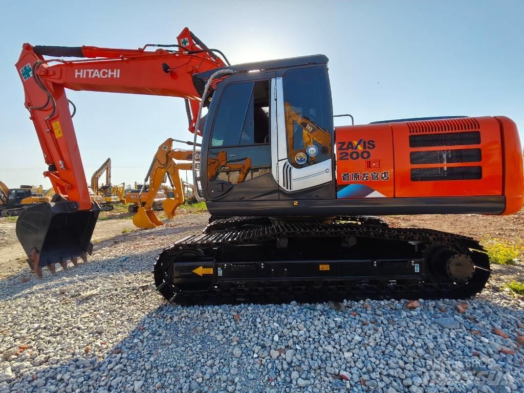 Hitachi ZX 200 Excavatoare pe șenile
