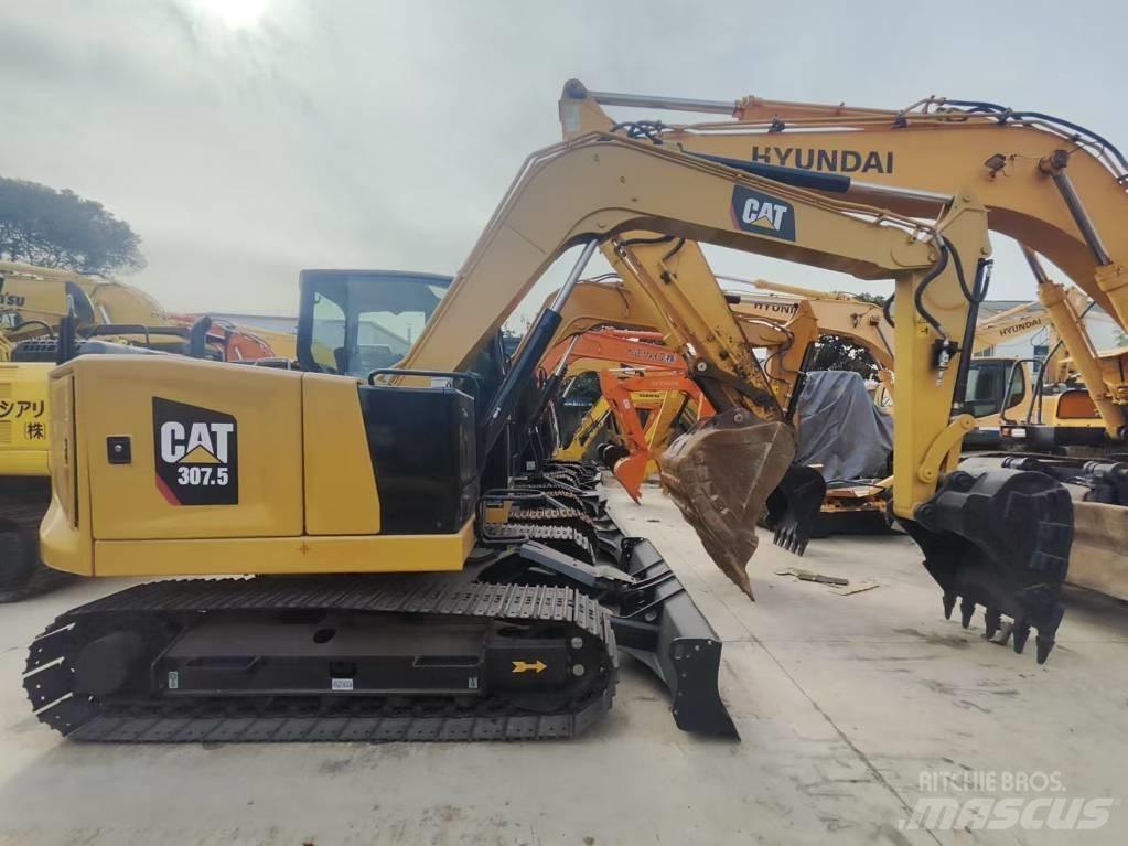 CAT 307.5 Excavatoare pe șenile
