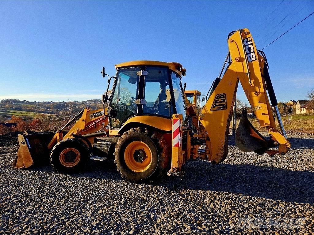 JCB 3CX Buldoexcavatoare