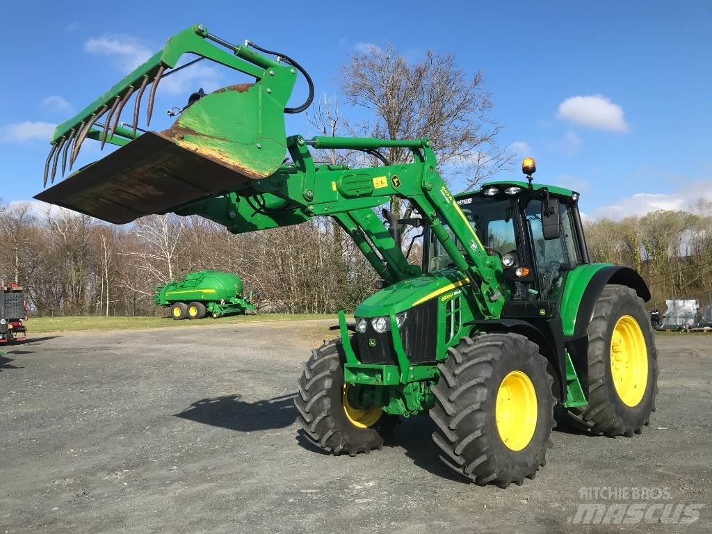 John Deere 6100 M Tractoare