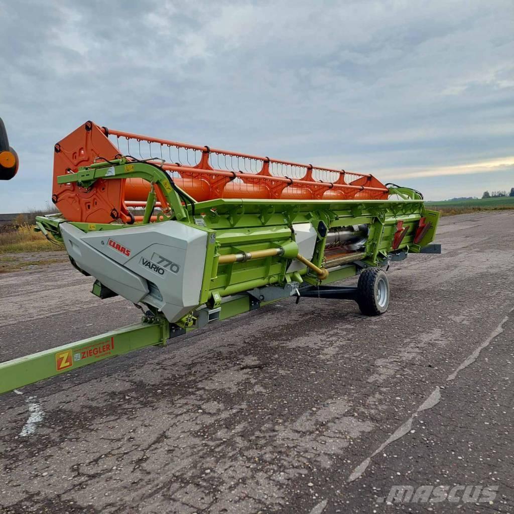 CLAAS Lexion 670 Combine de secerat