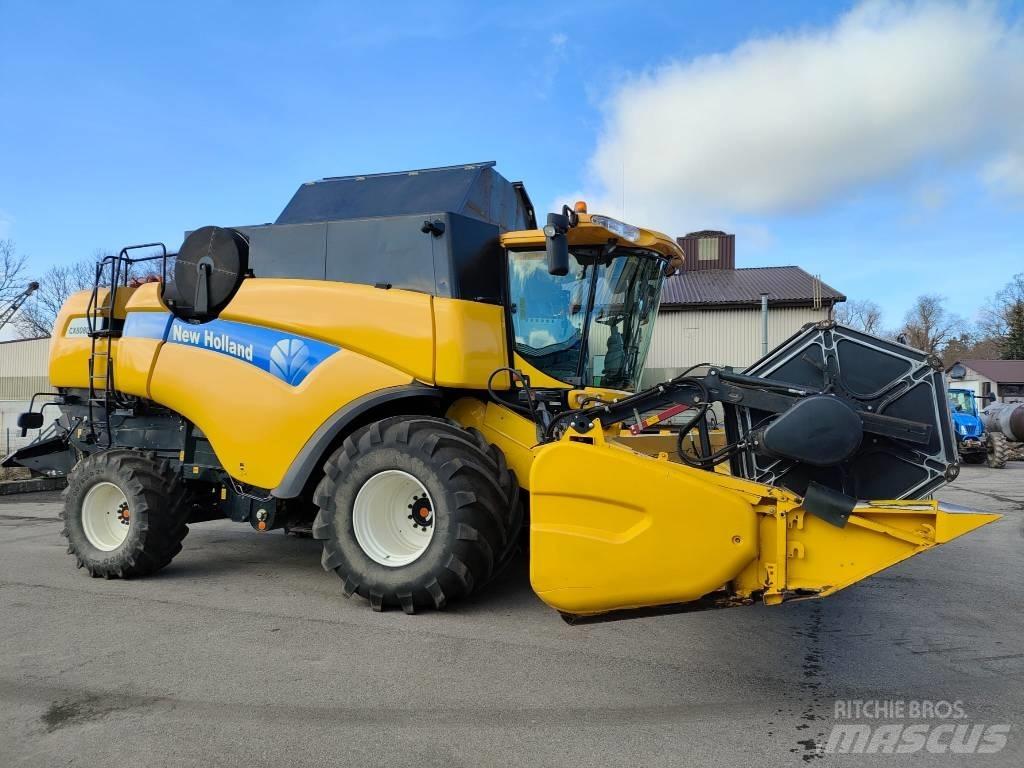 New Holland CX 8080 Combine de secerat
