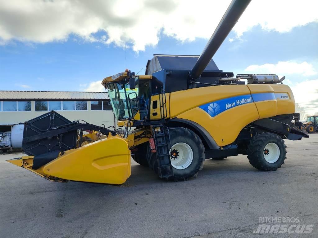New Holland CX 8080 Combine de secerat