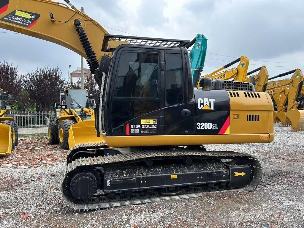 CAT 320 D Excavatoare pe șenile

