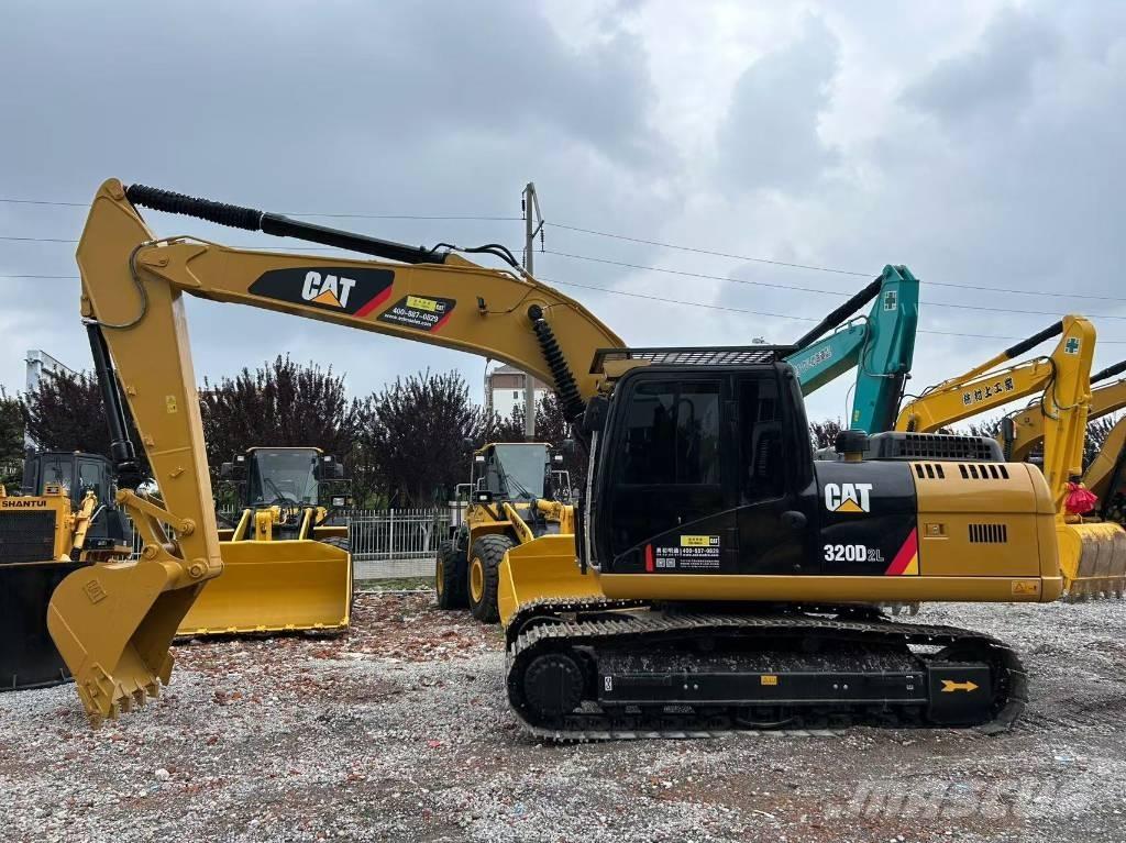 CAT 320 D Excavatoare pe șenile
