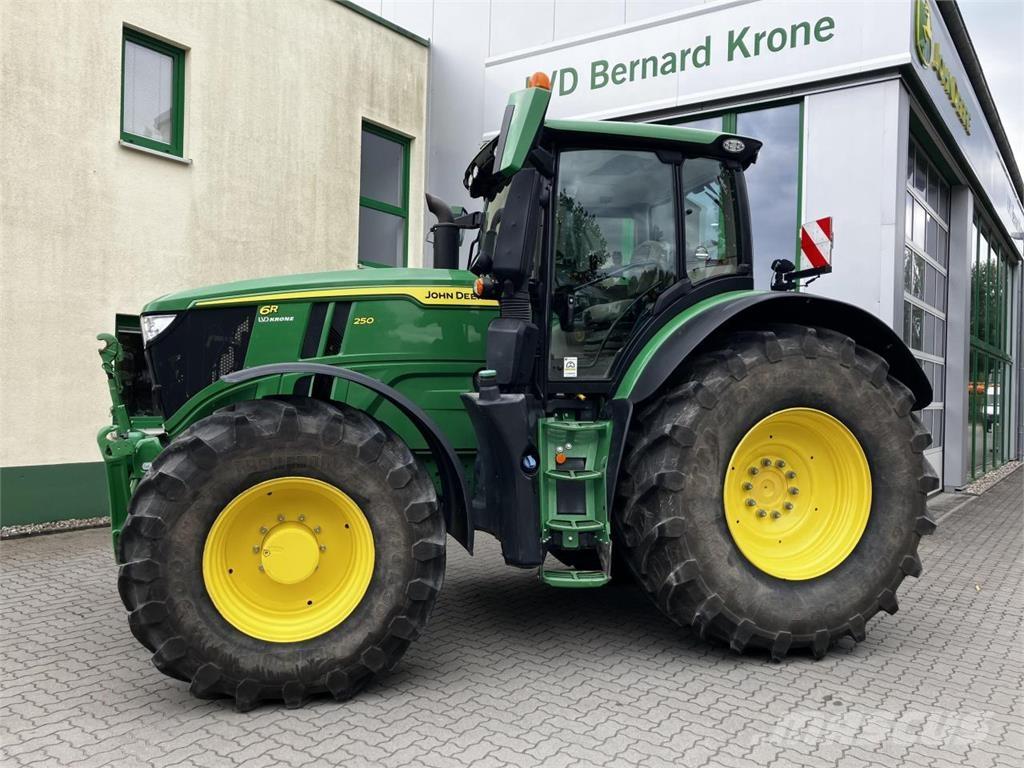 John Deere 6R 250 Tractoare