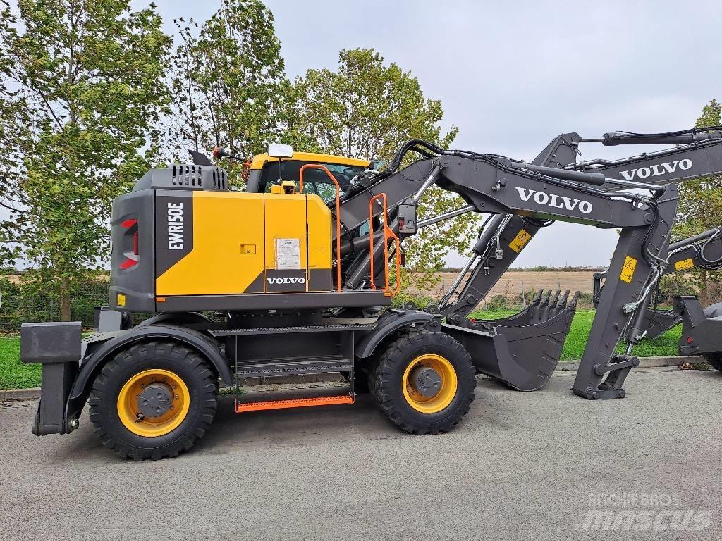 Volvo EWR150E Excavatoare cu roti