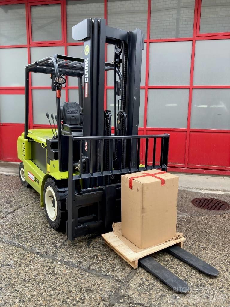 Clark GEX 50 Stivuitor electric