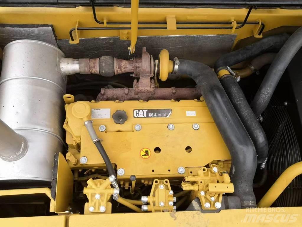 CAT 320 D Excavatoare pe șenile
