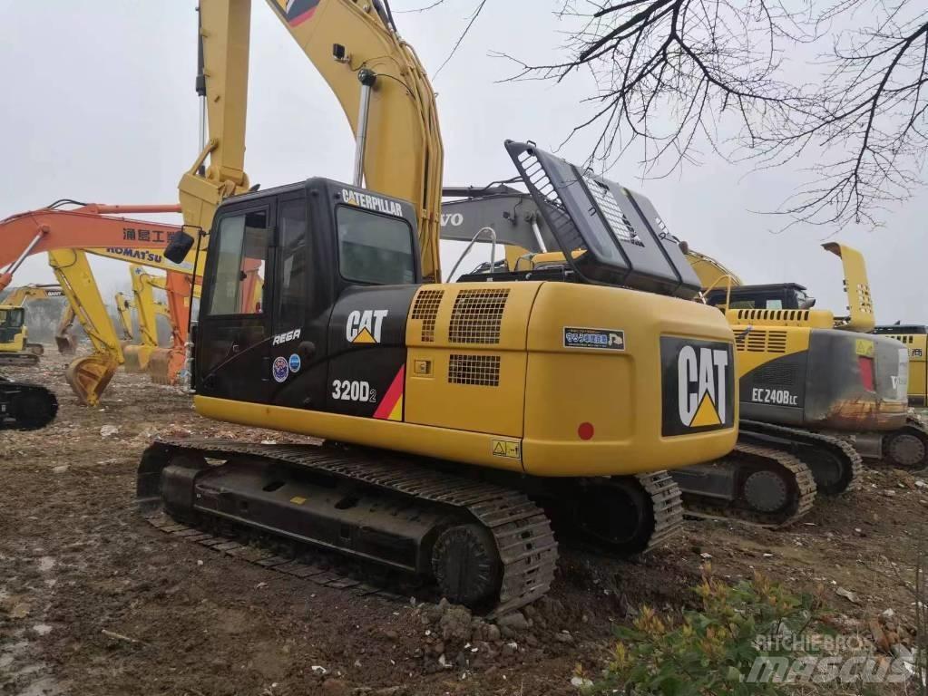 CAT 320 D Excavatoare pe șenile
