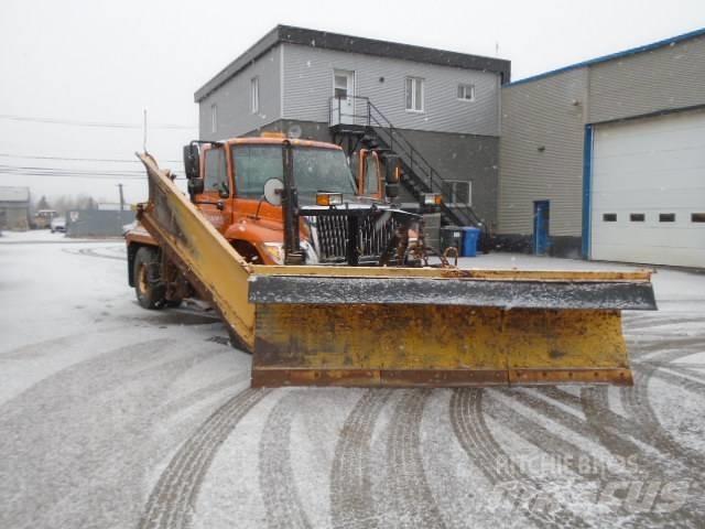 International 7400 Lame pentru dezapezire si pluguri